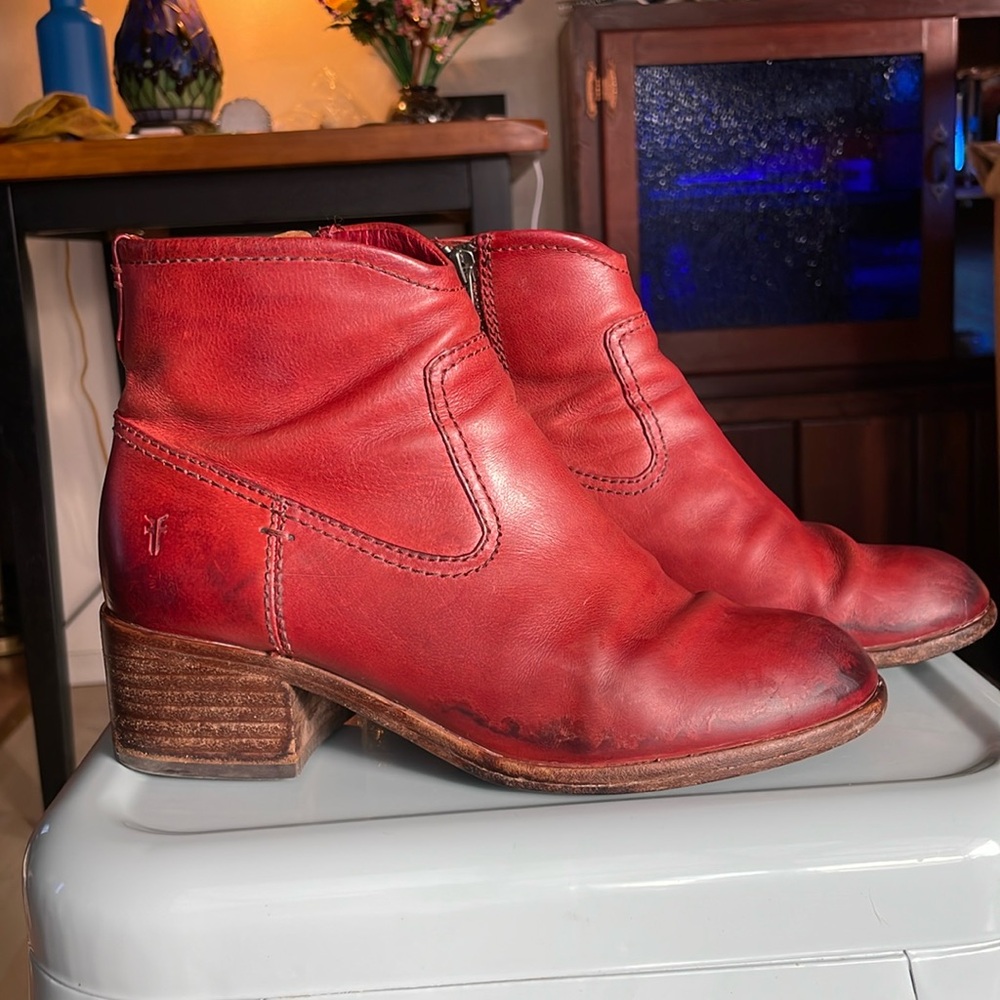 Women’s Frye ankle boots
